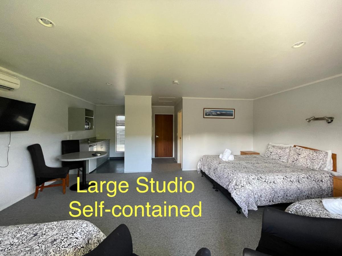 Oasis Motel & Holiday Park Turangi Extérieur photo